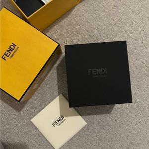 FENDI TIMEPIECE BLACK 39 MM style F105010501